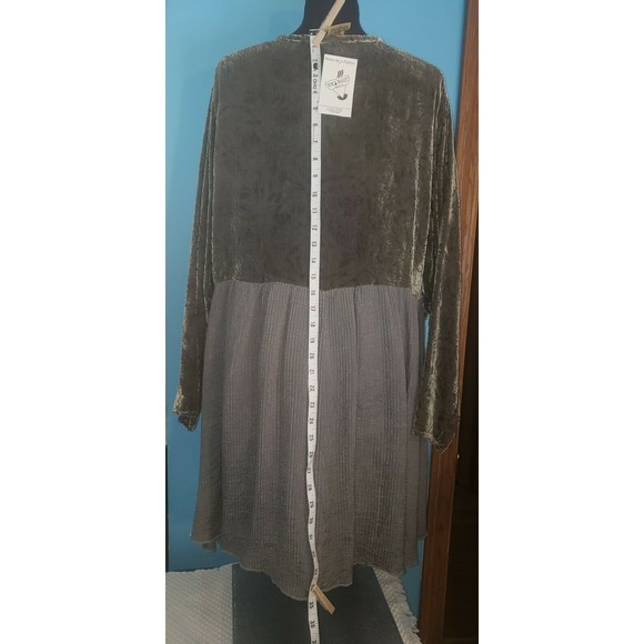 URU Kristine St. Rrik Womens Silk Blend Baby Doll Blouse Sz 1X OS Green Gray NWT - Picture 4 of 12